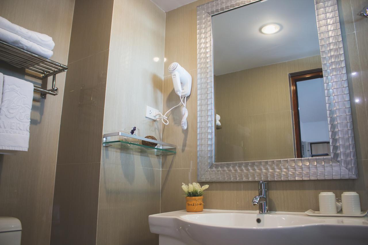 Maverick Ratchada Hotel Bangkok Extérieur photo