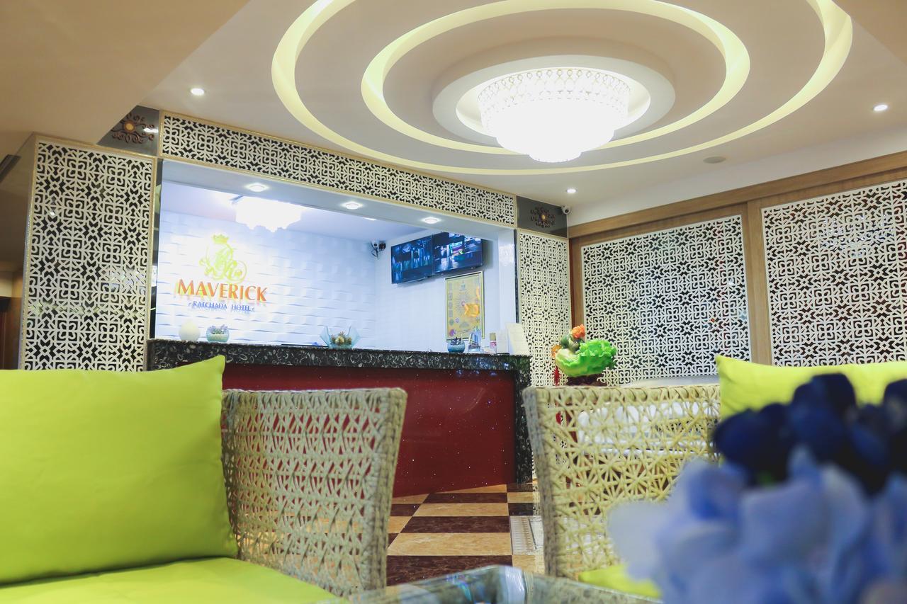 Maverick Ratchada Hotel Bangkok Extérieur photo