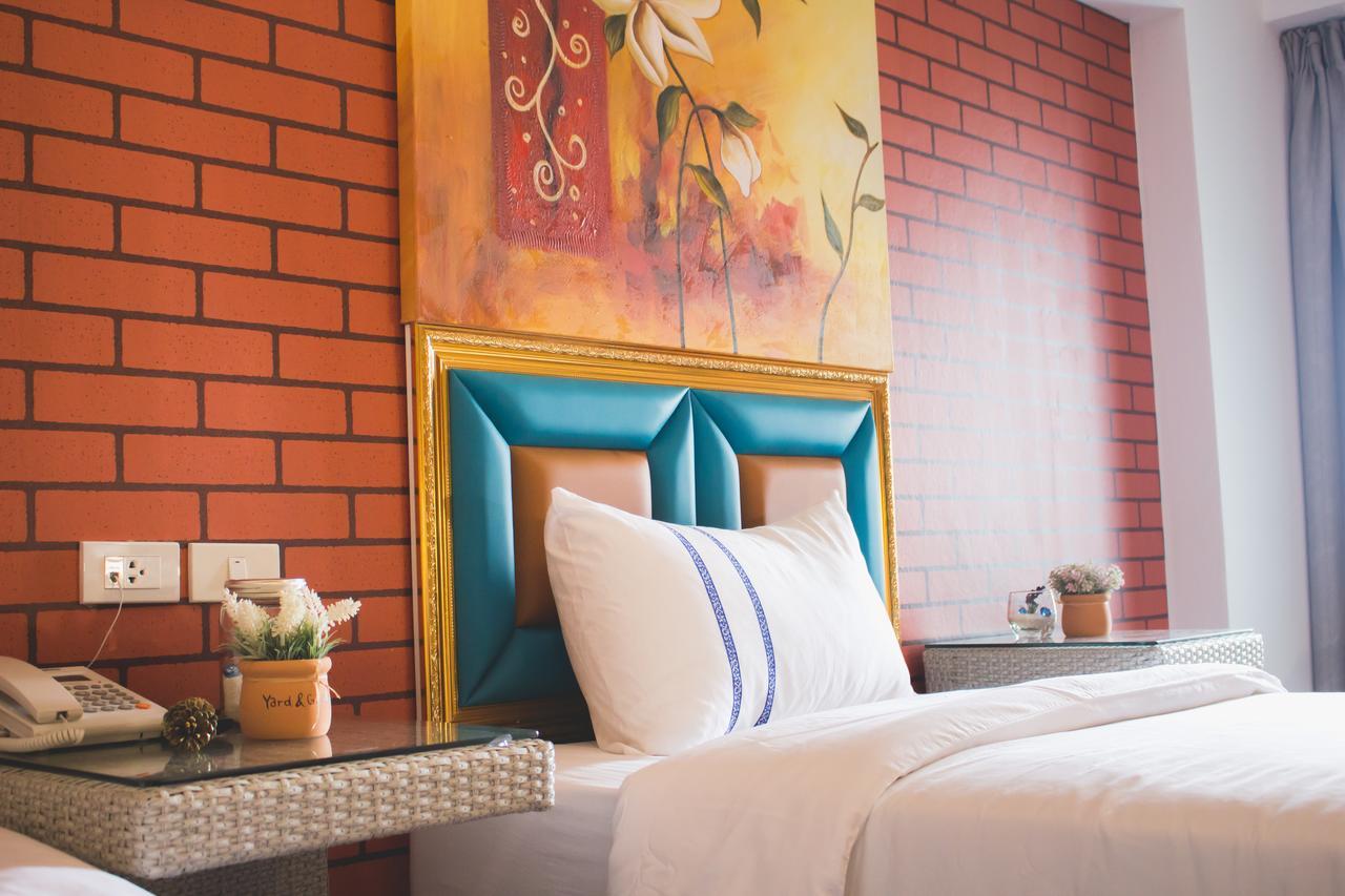 Maverick Ratchada Hotel Bangkok Extérieur photo